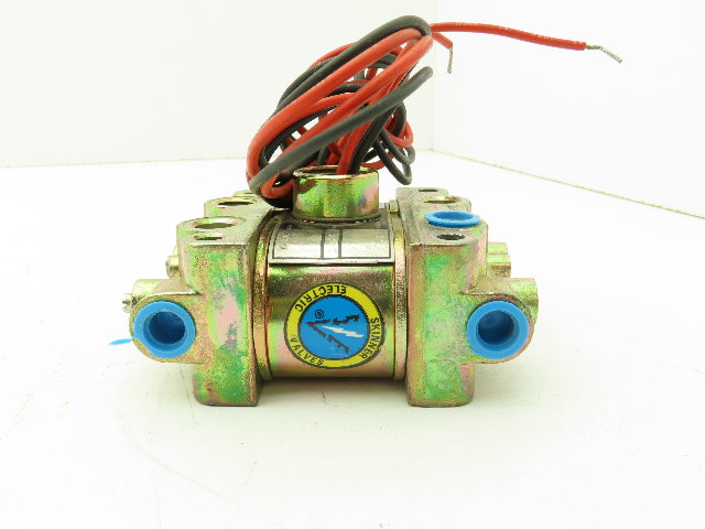 Honeywell Skinner V935DX60CN Solenoid Valve 4-Way NO 120V 50 PSI 1/4" NPT