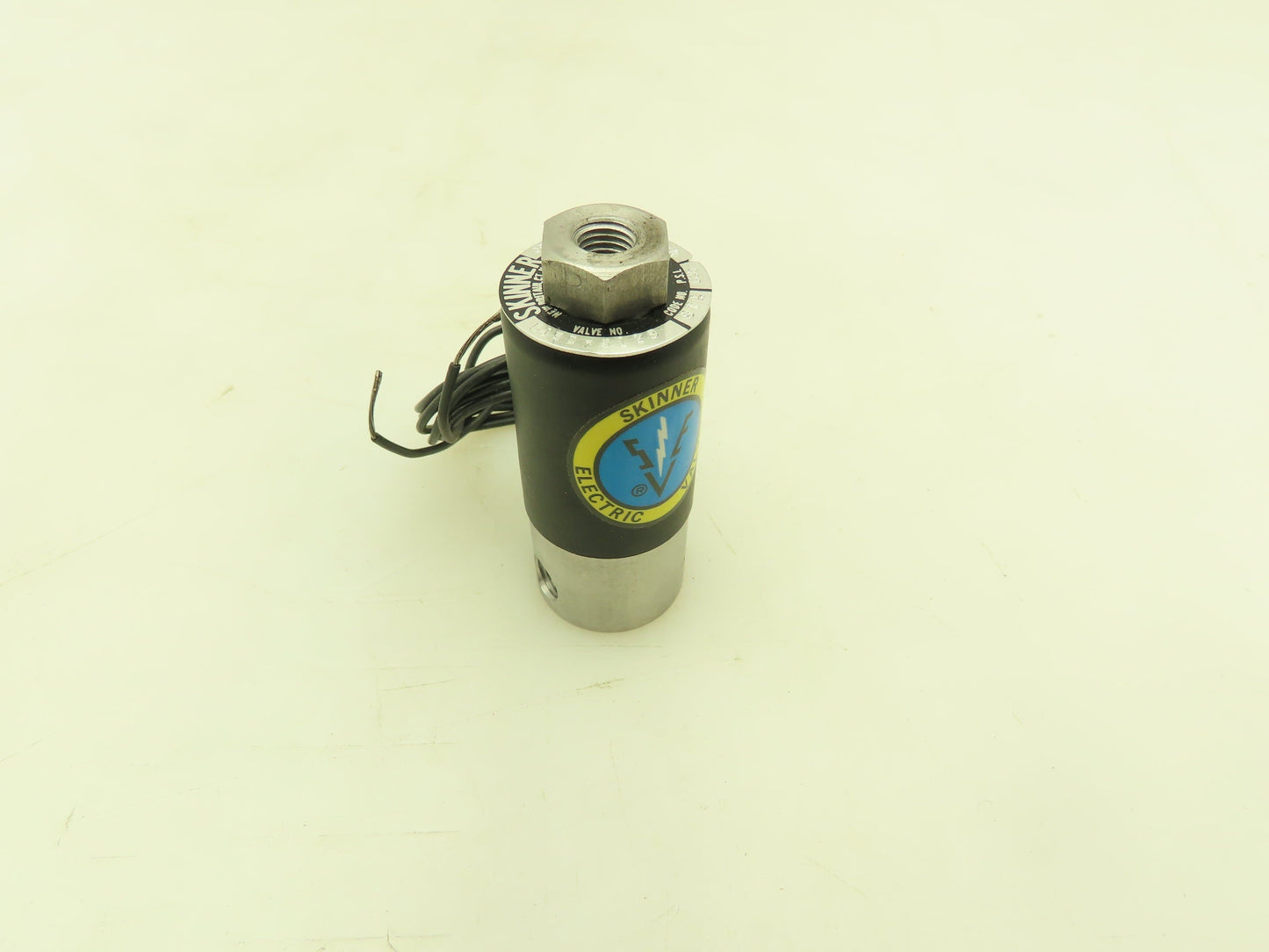 Honeywell Skinner B15DK9125 Solenoid Valve 3-Way NC 120V 120 PSI 1/16" NPT