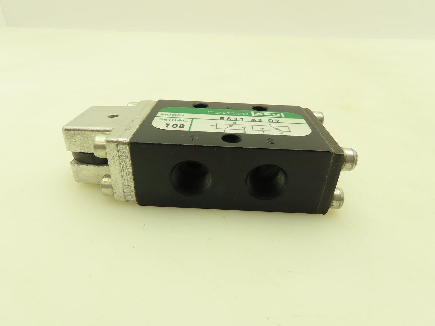 Aro 5631 43 02 Pneumatic Air Spool Limit Switch 3 Way 1/4" NPT Roller Arm