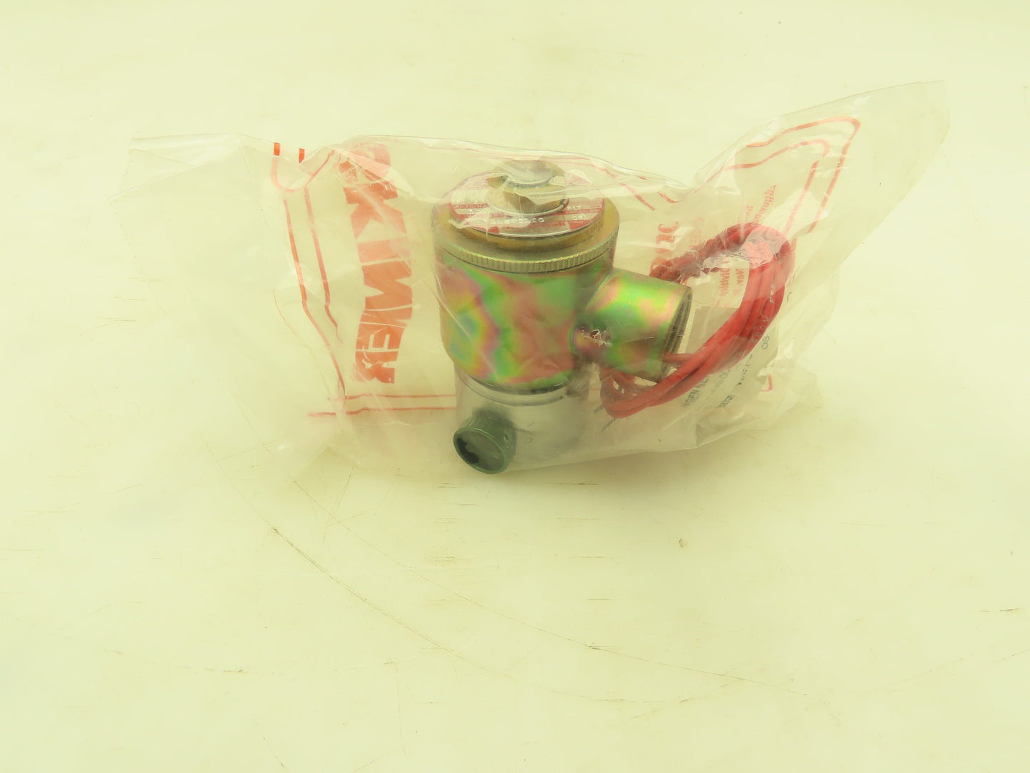 Honeywell Skinner X5L38010 Solenoid Valve 2-Way 120V 75 PSI 1/4" NPT Oxygen Use