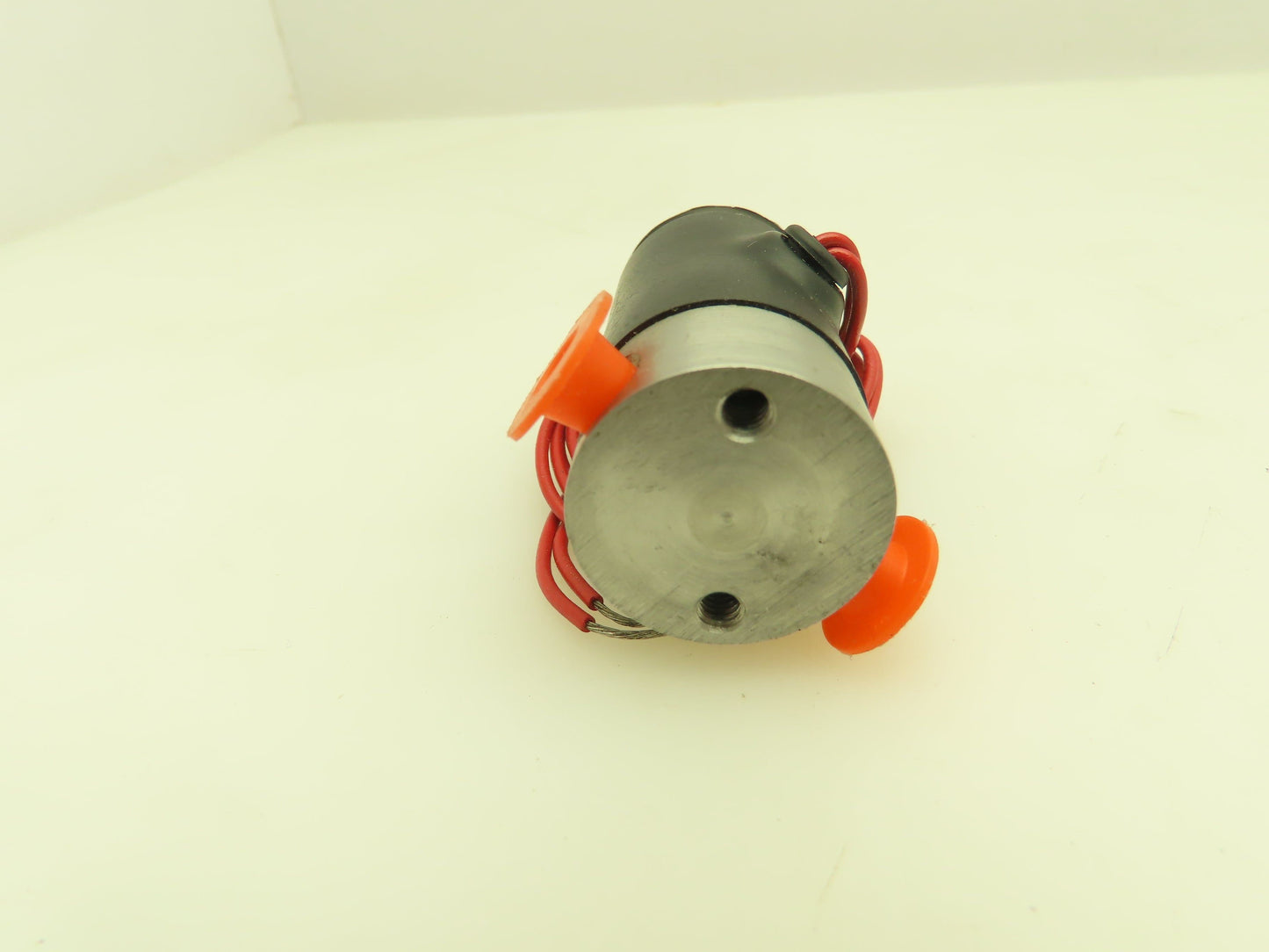 Honeywell Skinner B6DA9200 Solenoid Valve 3-Way NO 120V 200 PSI 1/16"