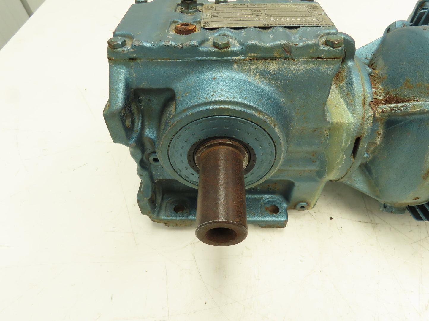 Sew Eurodrive S57DT100LS4Z-KS Gear Reducer 10.80:1 Ratio 3hp 159rpm 230/460v 3ph