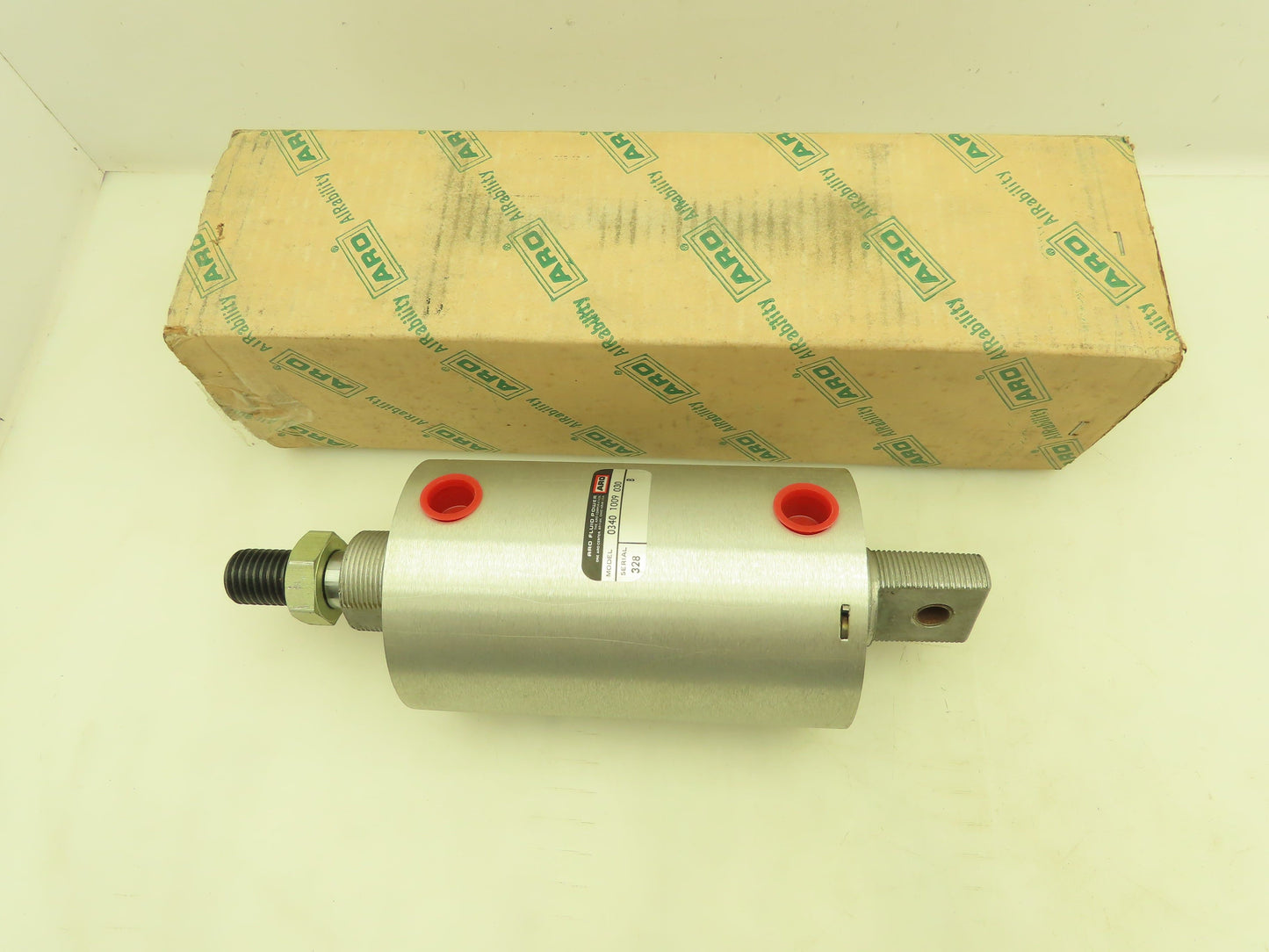 ARO 0340 1009 030 Pneumatic Round Body Air Cylinder 4" Bore 3" Stroke Pivot Mt