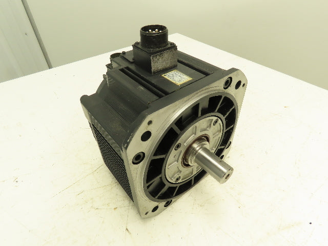 Yaskawa SGMD-40AWA-YR12 AC Servo Motor With UTMAE-B12BE5W Encoder