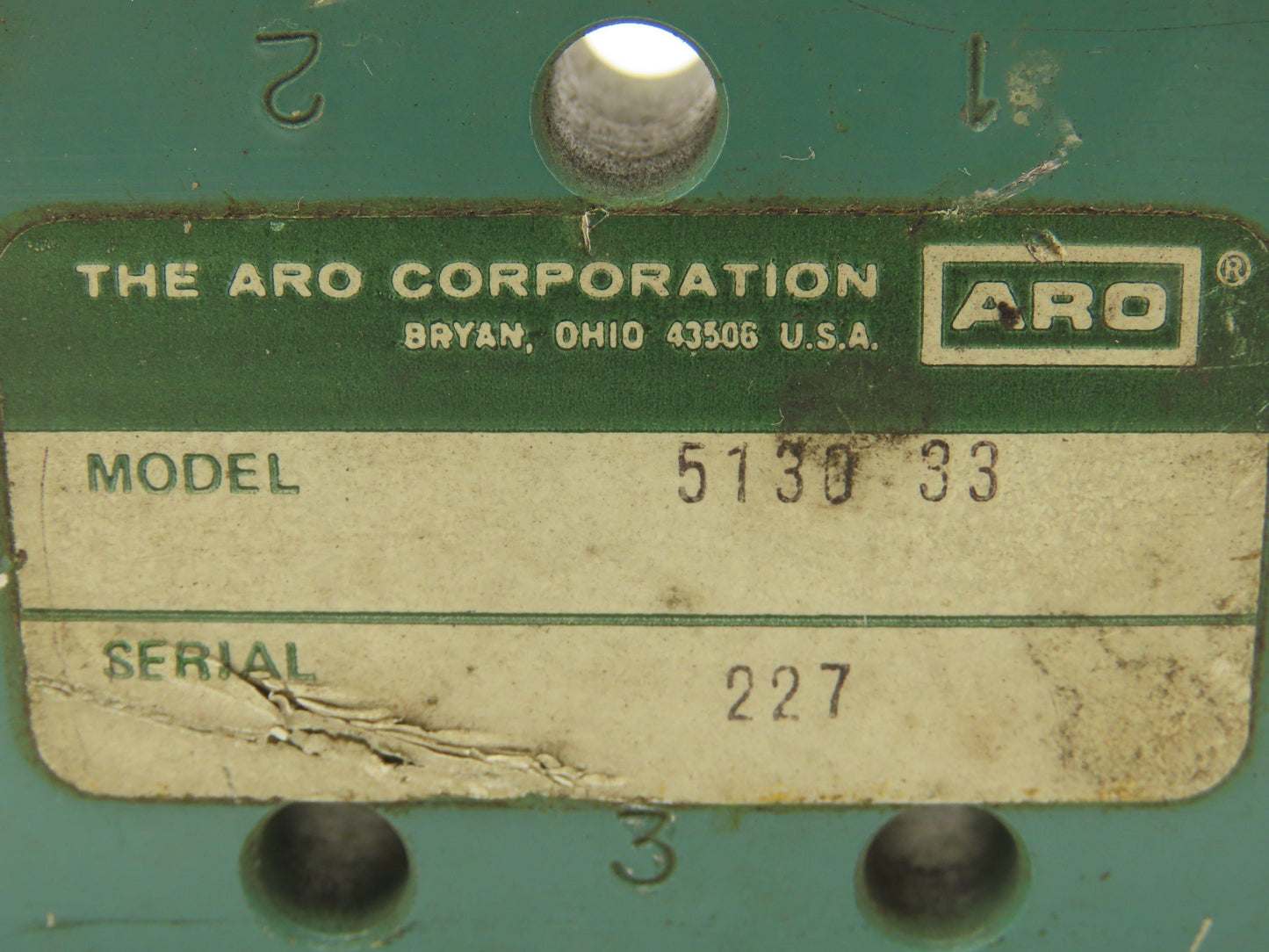 Aro 5130-33 Pneumatic Air Valve 3 Way 1/4" NPT Manual Button Bleed