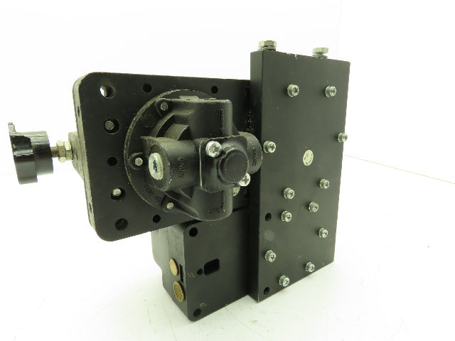 Fairchild T-5100B-44V Electro Pneumatic Transducer Adj Ratio Relay 4-20/10-50MA