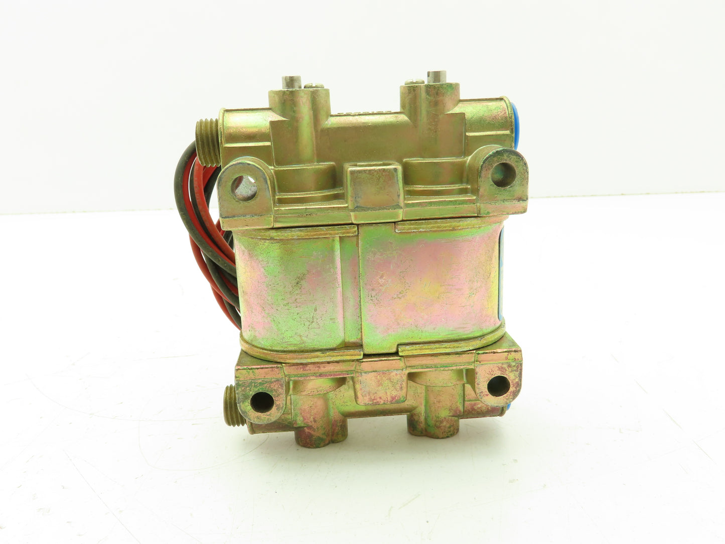Honeywell Skinner V935LEH2050 Solenoid Valve 4-Way NC/NO 120V 50 PSI 1/4" NPT
