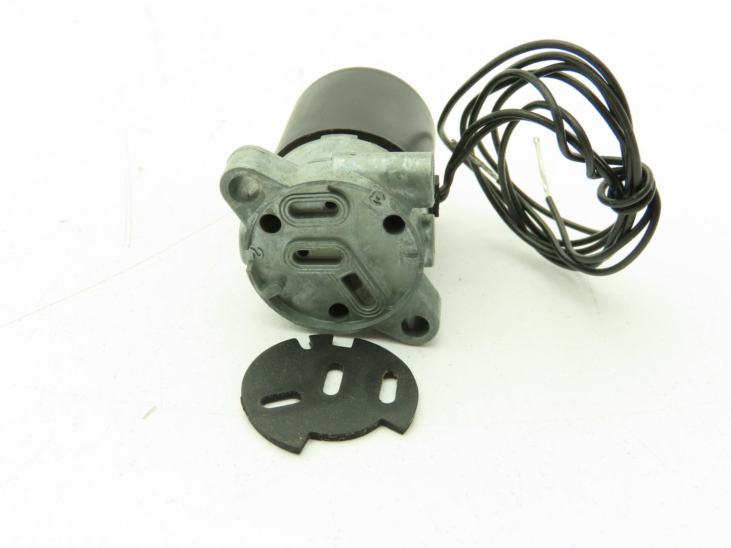 Honeywell Skinner MBD005 Micro Miniature Solenoid Air Valve 3-Way 120VDC 150 PSI