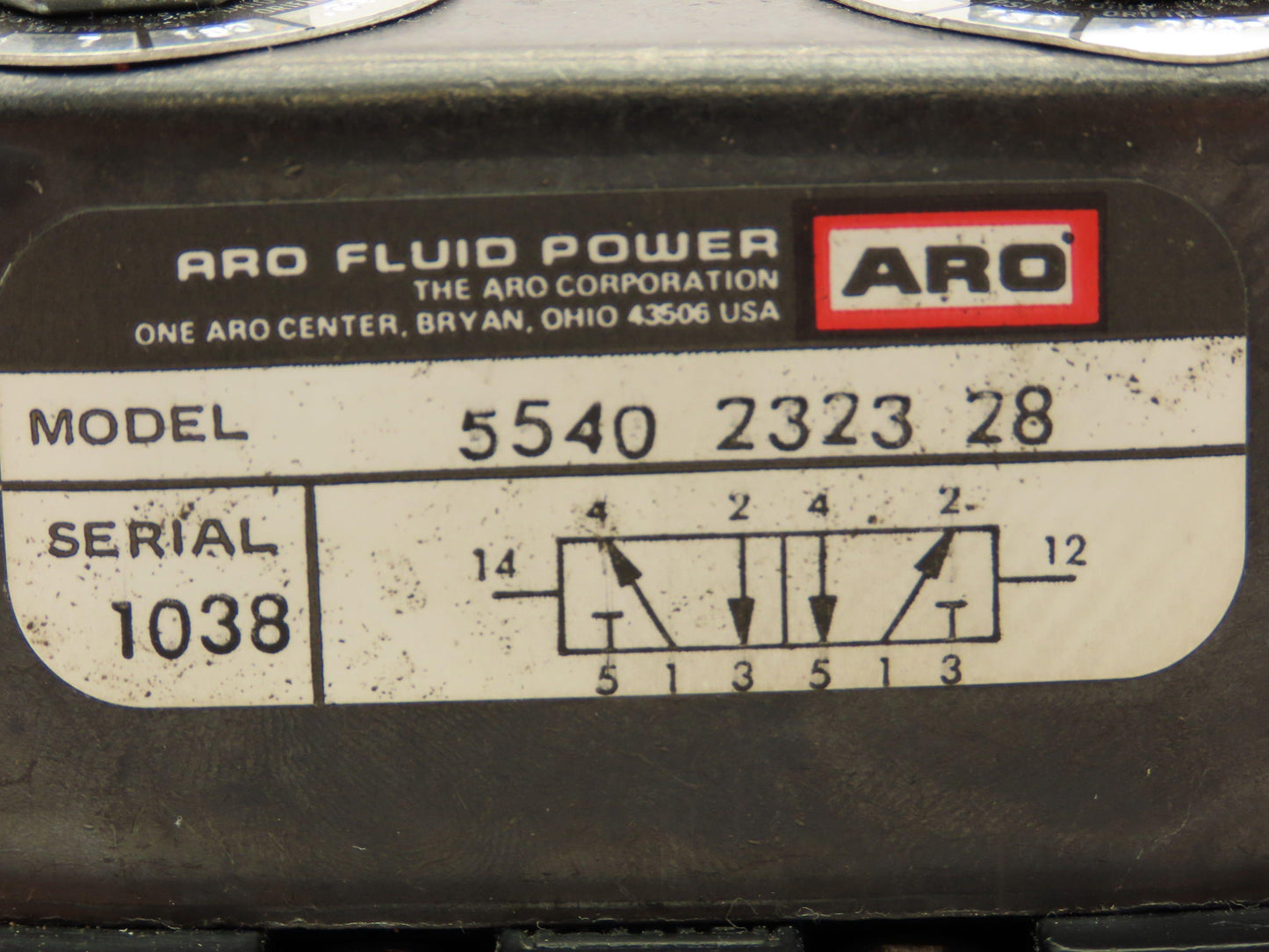 ARO 5540 2323 28 Pneumatic Solenoid Control Spool Valve 5/2 Pos 120V 1" NPT