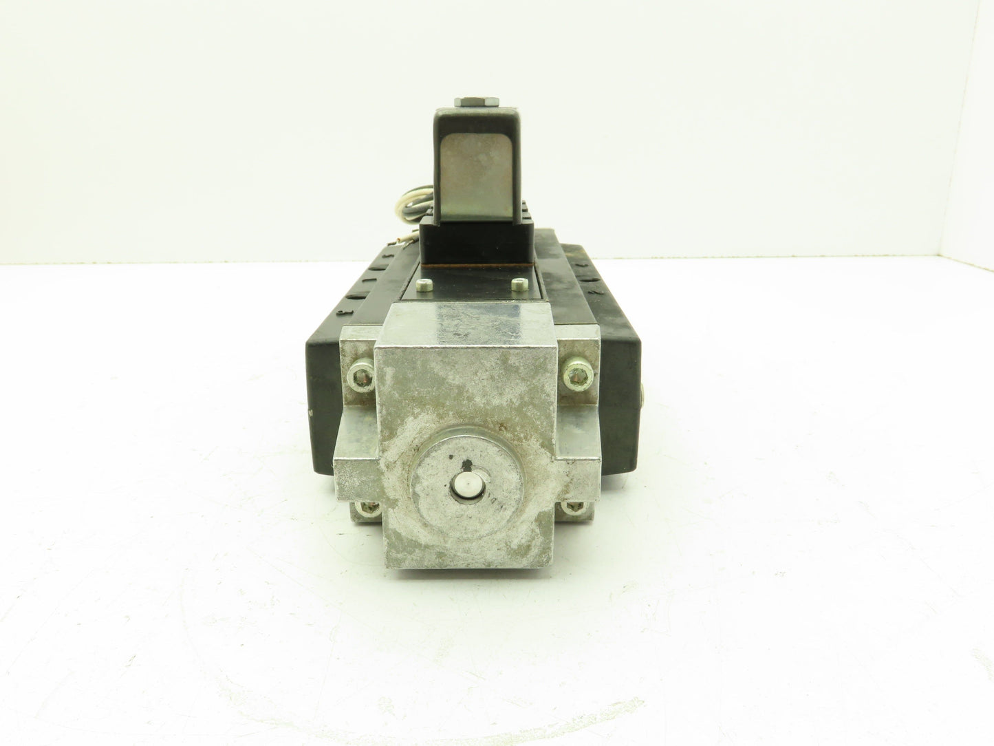 ARO 5540 2323 28 Pneumatic Solenoid Control Spool Valve 5/2 Pos 120V 1" NPT
