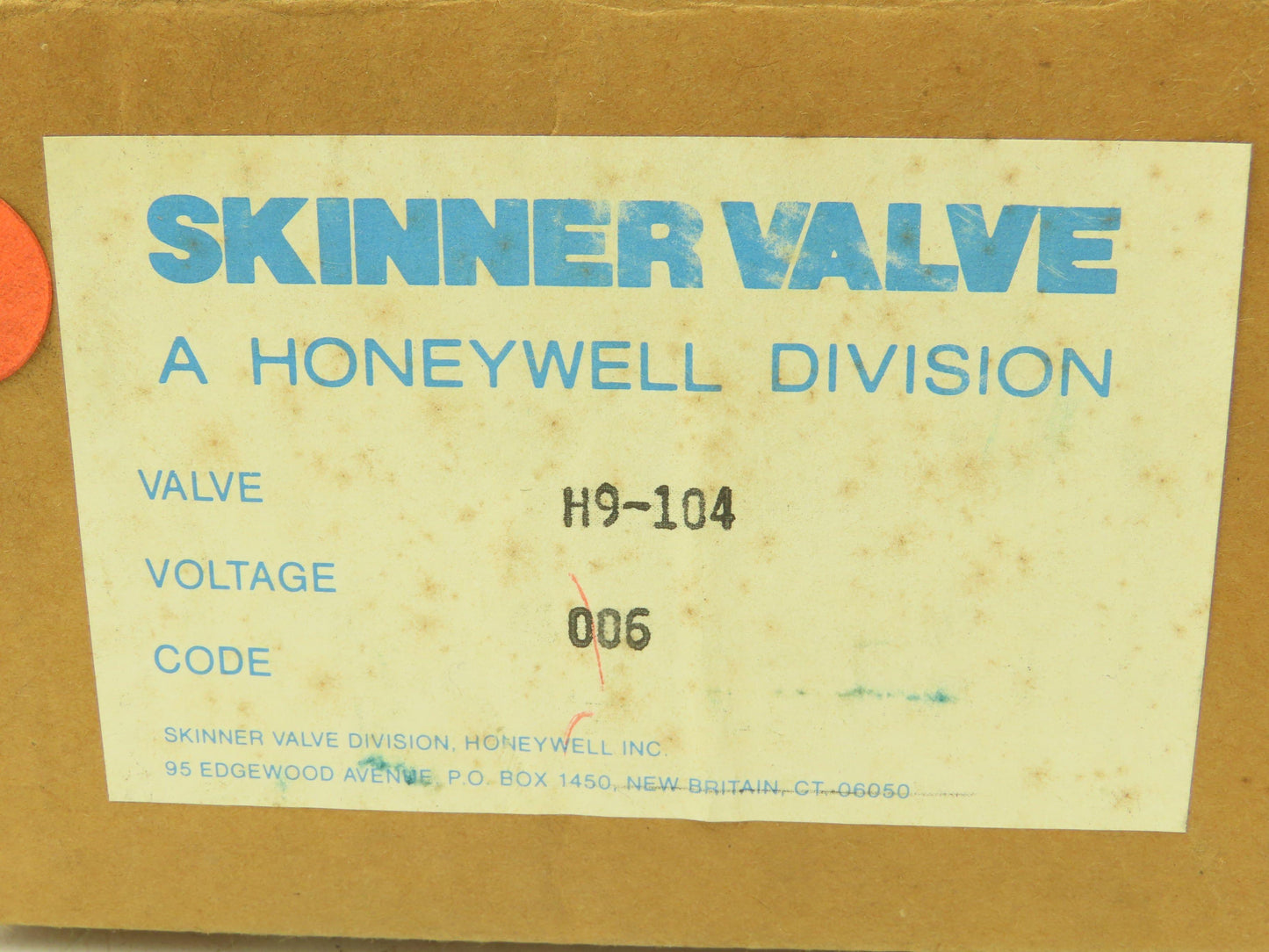 Honeywell Skinner H9-104 Stainless Pneumatic Pilot Valve 5/2 Pos 200 PSI 1/4"NPT