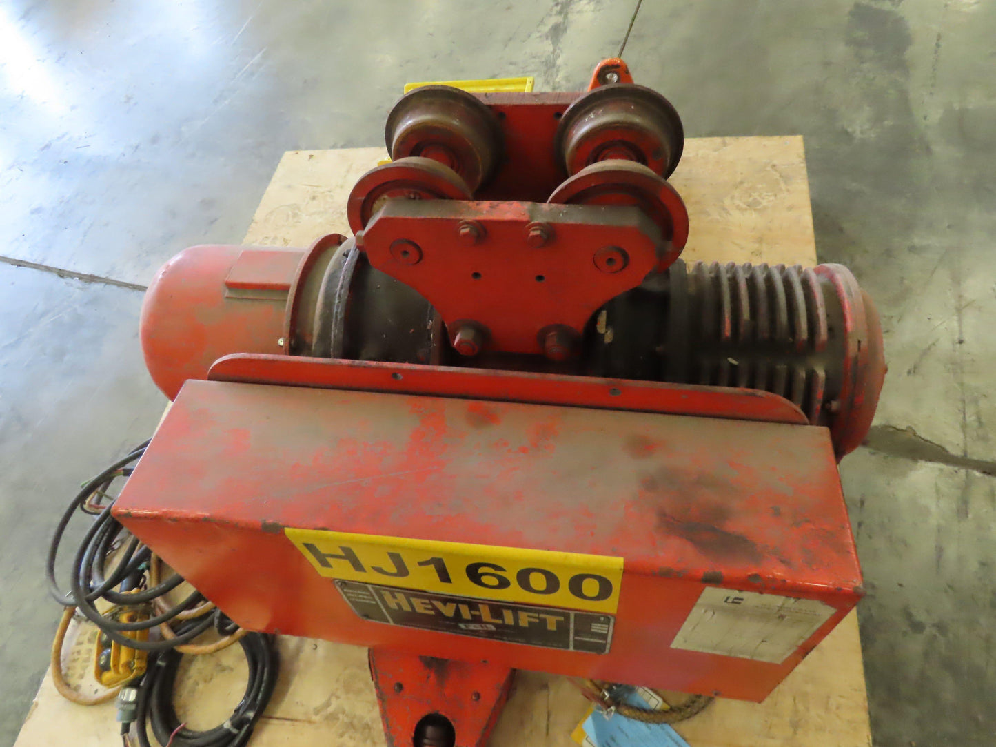 1 Ton Work Station I-Beam Swivel Jib Crane 2Hp Cable Hoist 15' Span 16' 9" HUB