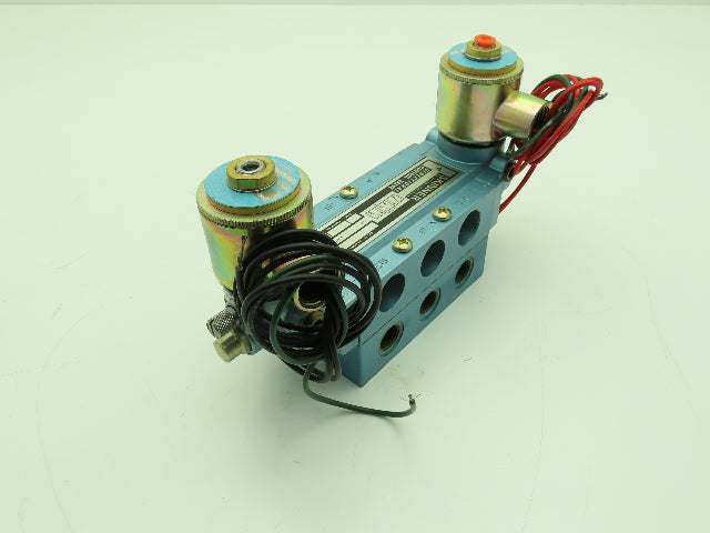 Skinner S3FFHDL3 Directional Control Valve 5-Way 3 Pos 24VDC 150PSI 3/8" NPT