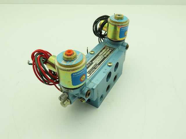 Skinner S3FFHDL3 Directional Control Valve 5-Way 3 Pos 24VDC 150PSI 3/8" NPT
