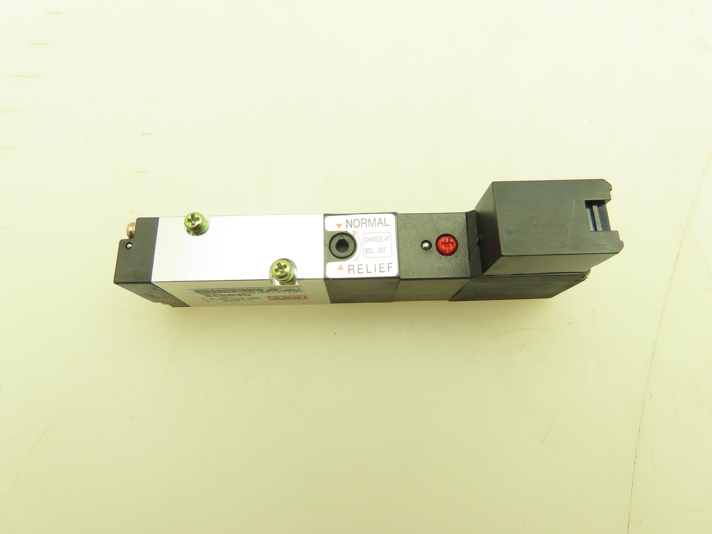 Aro Sierra S5SB9D Pneumatic Air Spool Valve 5/2 5 Port 2 Pos 1/16" NPT 24VDC