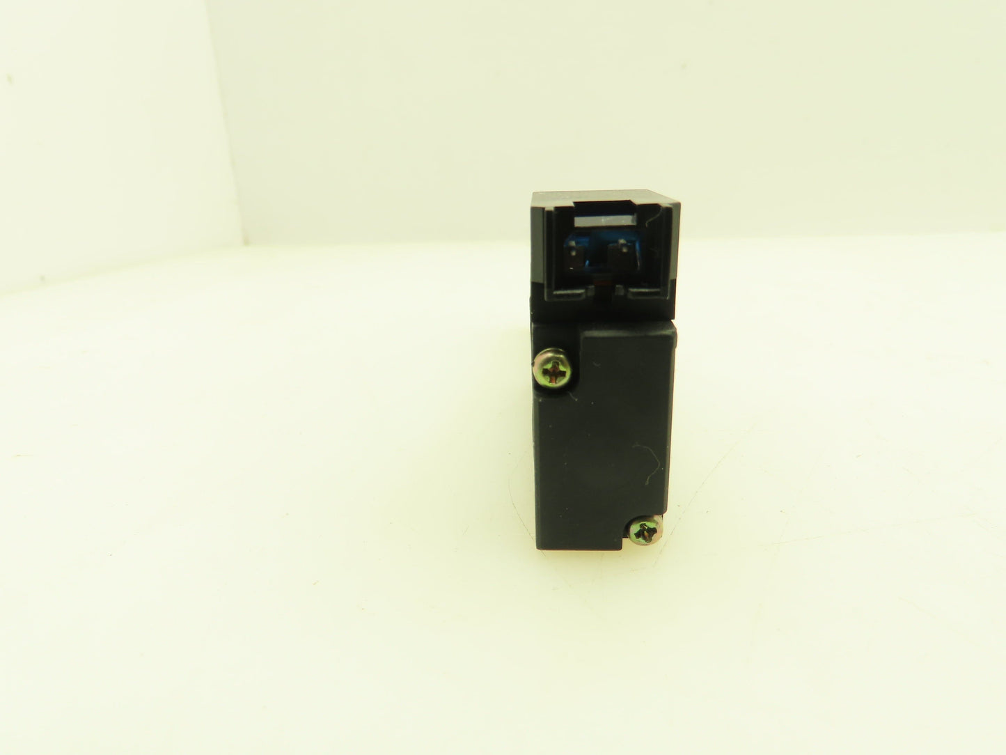 Aro Sierra S5SBMC Pneumatic Air Spool Valve 5/2 5 Port 2 Pos 1/16" NPT 120VAC