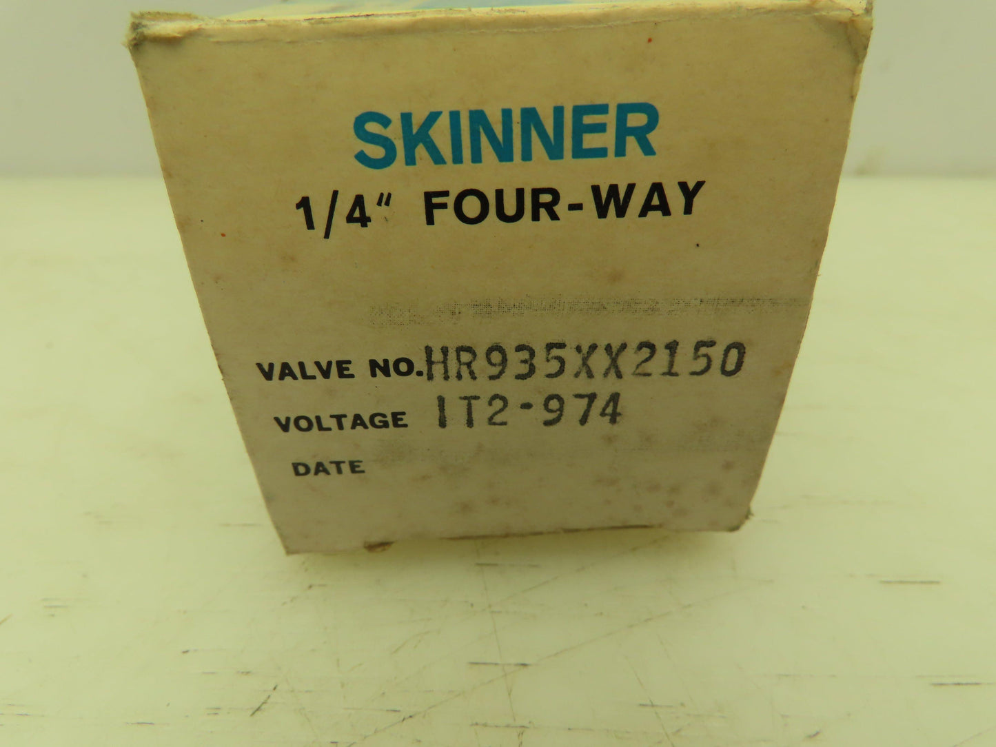 Honeywell Skinner HR935XX2150 Pneumatic Air Spool Valve 5-Way 2 Pos 150PSI 1/4"