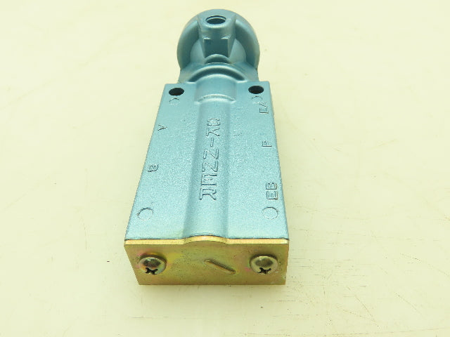 Honeywell Skinner HR935XX2150 Pneumatic Air Spool Valve 5-Way 2 Pos 150PSI 1/4"