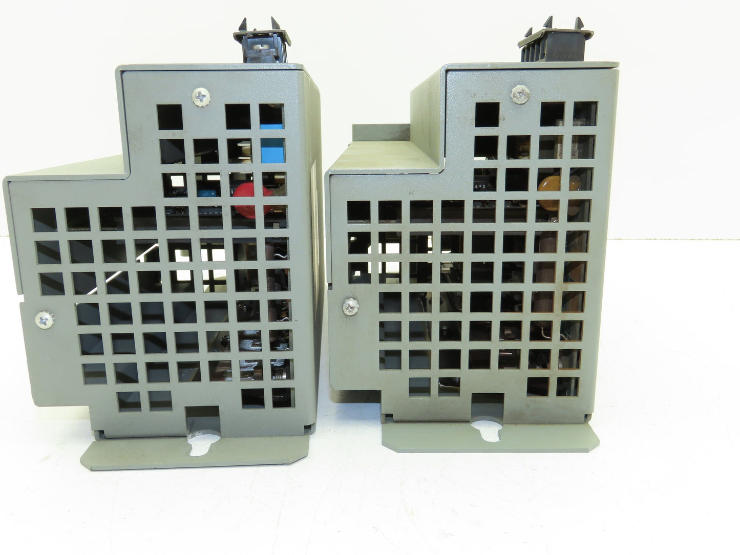Allen Bradley 1771-P7 PLC AC Power Supply 120/220V Ser B   Lot of 2