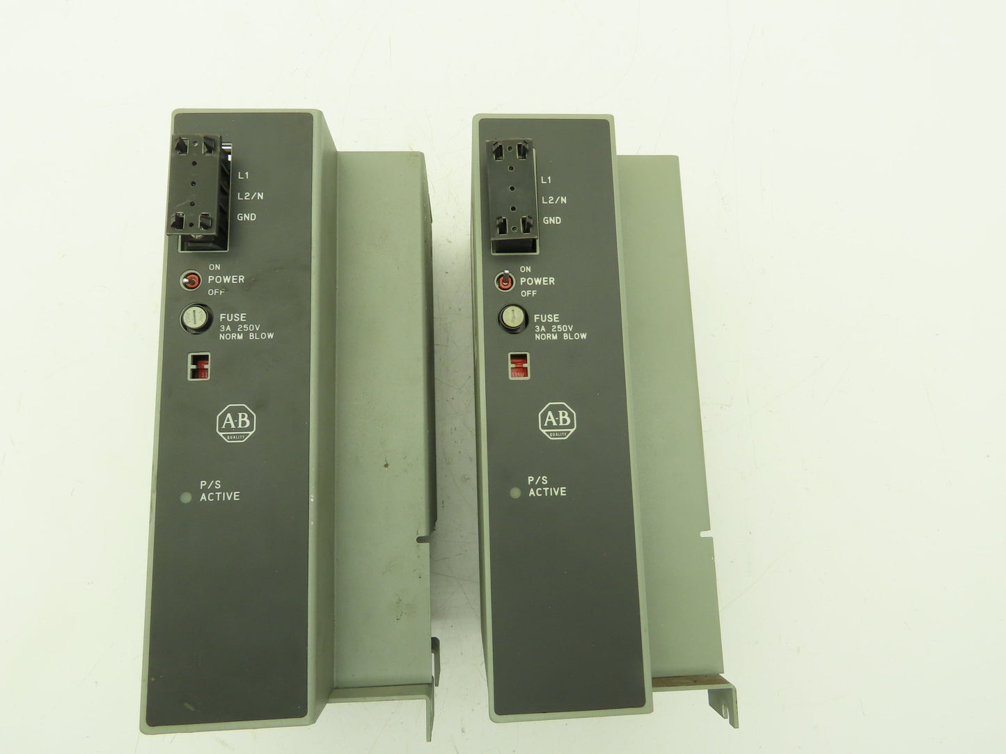Allen Bradley 1771-P7 PLC AC Power Supply 120/220V Ser B   Lot of 2