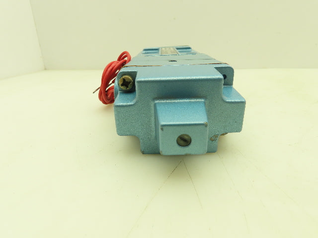 Skinner S4R0AAL4 Directional Control Valve 5-Way 2 Pos 120V Solenoid 150 PSI