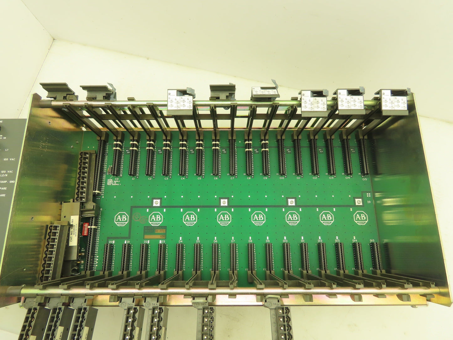 Allen Bradley 1771-A4B 16-Slot PLC Chassis Rack Backplane Power Supply 1771-P2