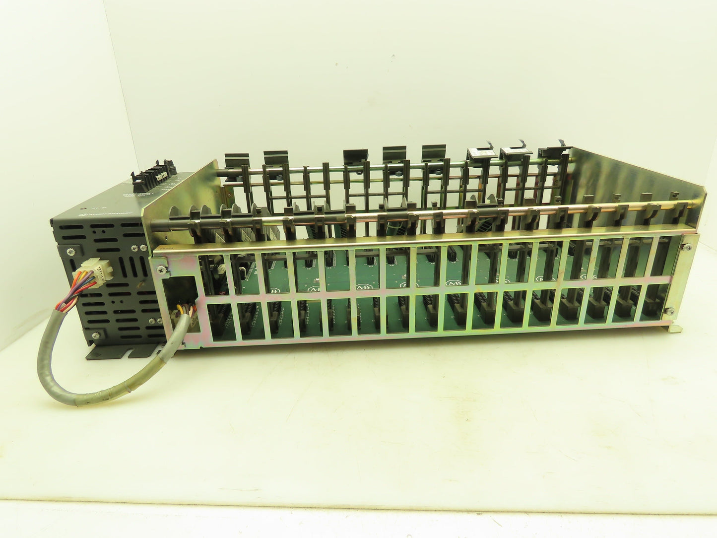 Allen Bradley 1771-A4B 16-Slot PLC Chassis Rack Backplane Power Supply 1771-P2