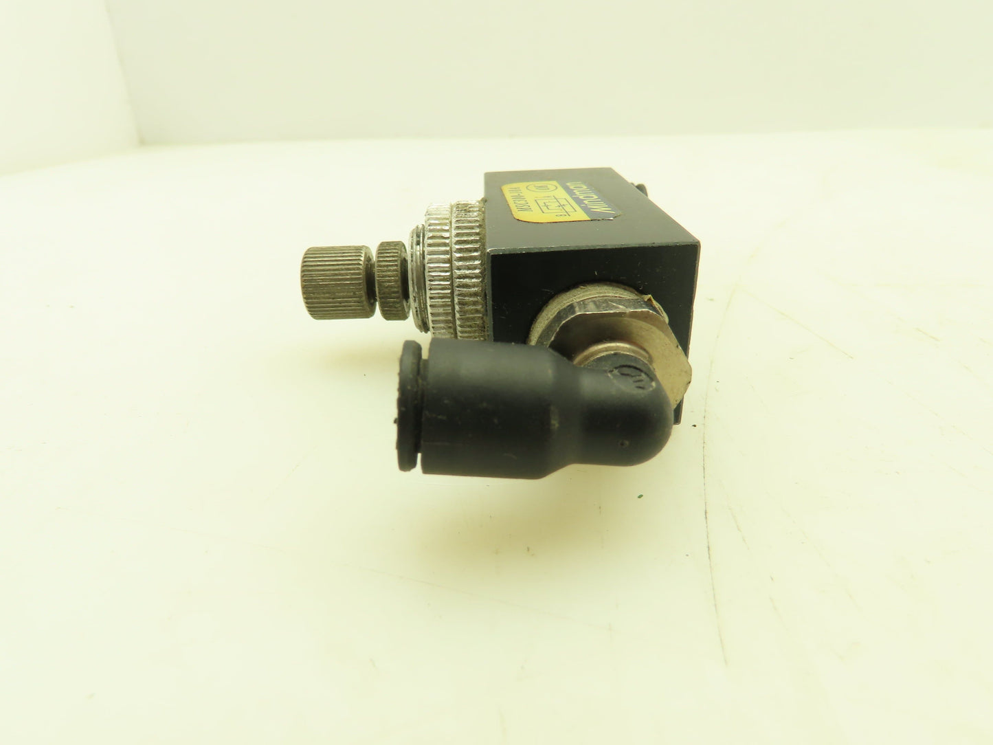 Mindman MSC300-10A Pneumatic Air Flow Control Needle Valve 3/8" NPT Lot of 5