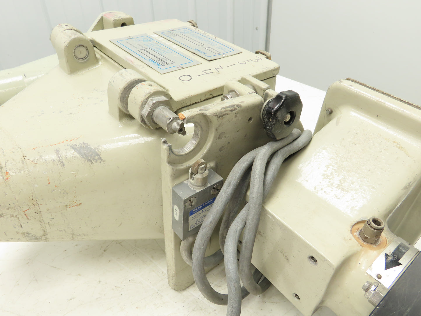 Kemutec KEK Centrifugal Rotary Mini Screen Sifter Powder Processing .5HP 460V