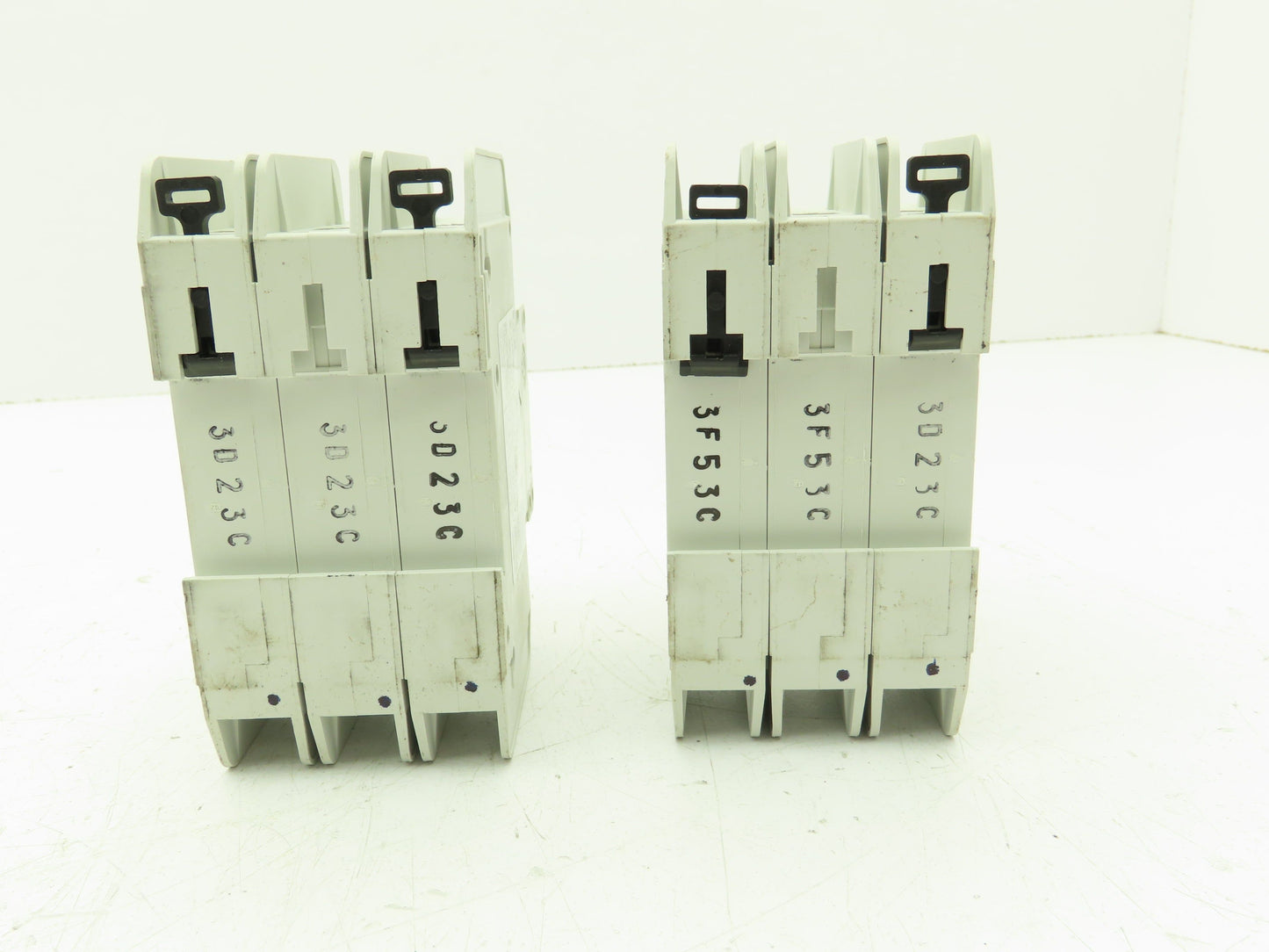 Eaton WMZT3C03 Circuit Breaker 3 Amp 480 Volt 3Ph 3 Pole Lot of 2