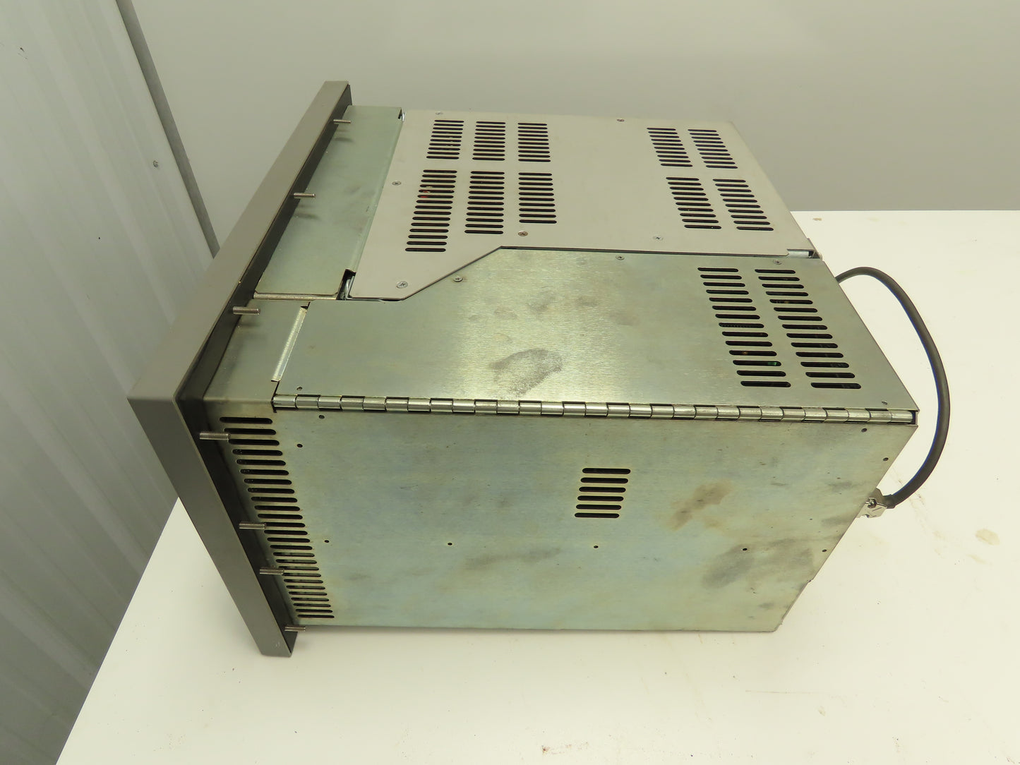 Xycom 9450 PC/AT Computer Operator Interface HMI Screen Monitor Keypad Control