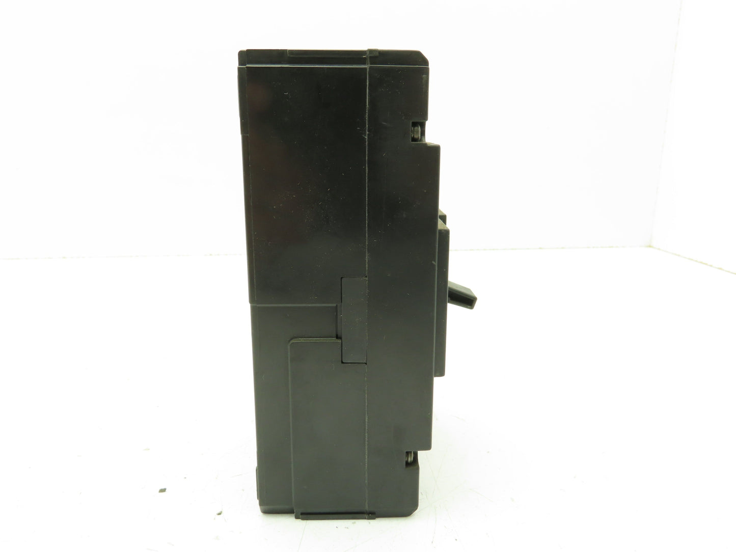 Fuji Electric BU3EDG75 Auto Breaker BU Series 75A 240V 3 Pole Ph