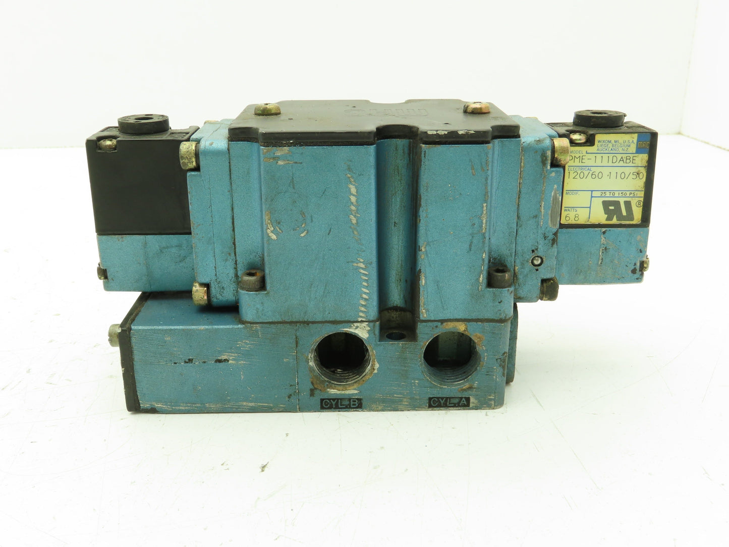 MAC 6521B-211-PM-111DA Pneumatic Double Solenoid Valve 4/2-Pos 120V w/Sub-Base