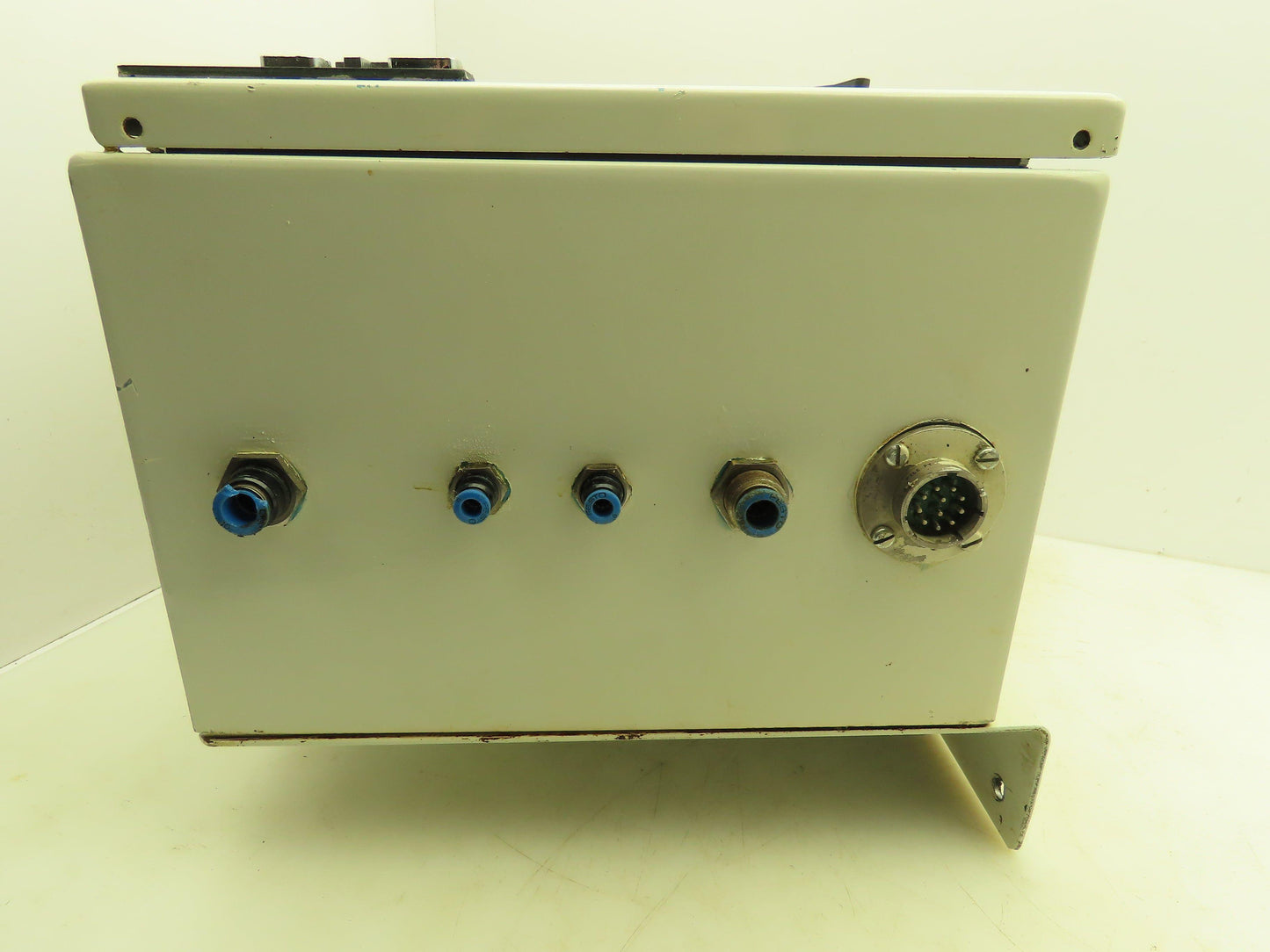 Festo Control Systems Pneumatic Solenoid Valve Control Panel Box 24VDC 16x12x8"