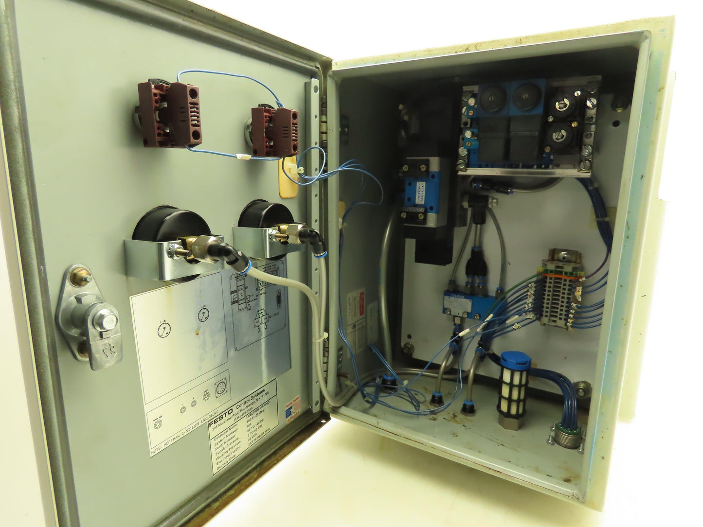 Festo Control Systems Pneumatic Solenoid Valve Control Panel Box 24VDC 16x12x8"