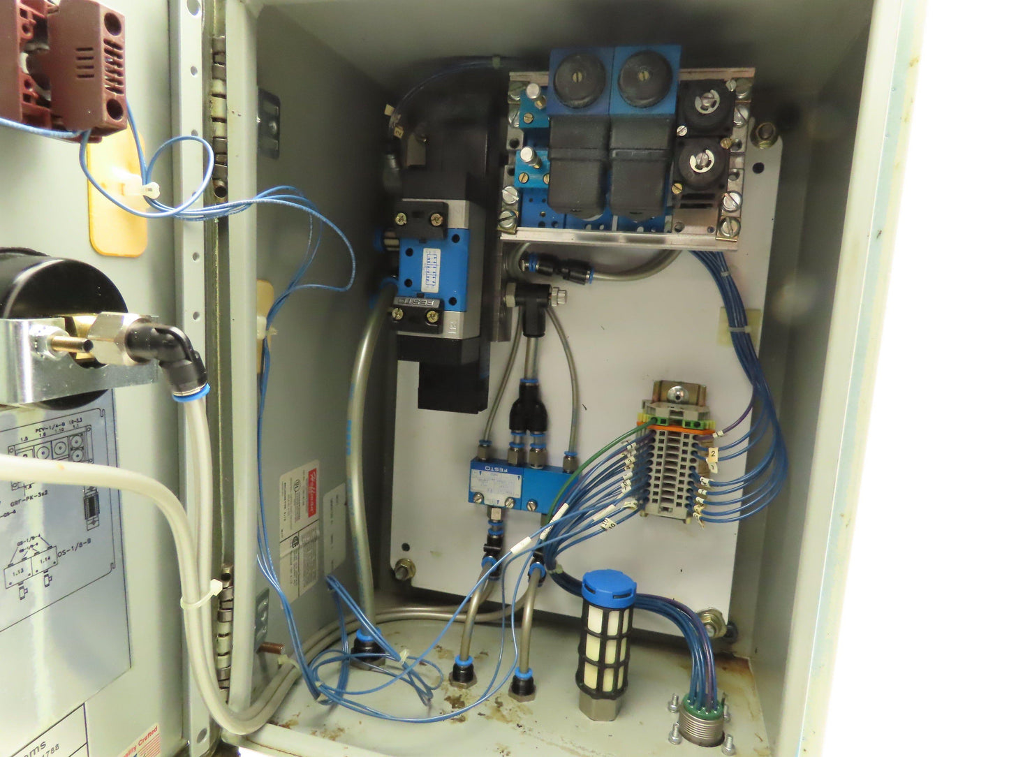 Festo Control Systems Pneumatic Solenoid Valve Control Panel Box 24VDC 16x12x8"