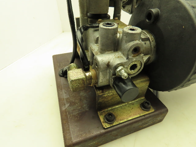 Daikin LD05CP-22 Lubmax Lubricator Motorized Grease Pump