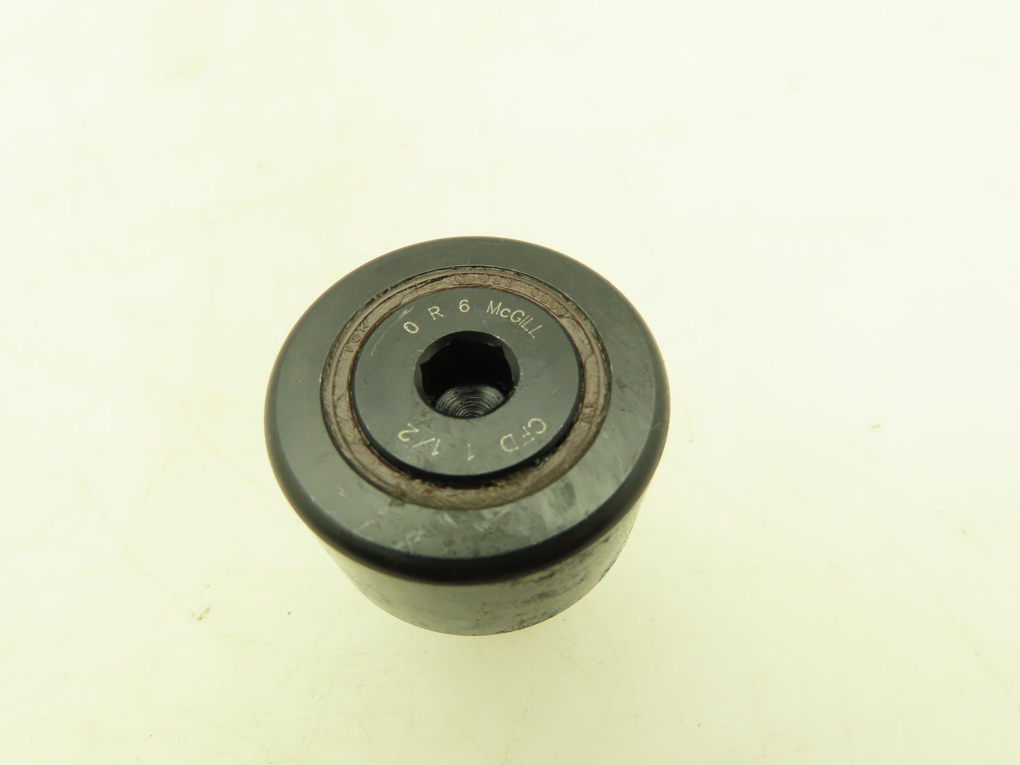 McGill CFD 1 1/2 Cam Follower Bearing 1-1/2" Roller 5/8" Stud