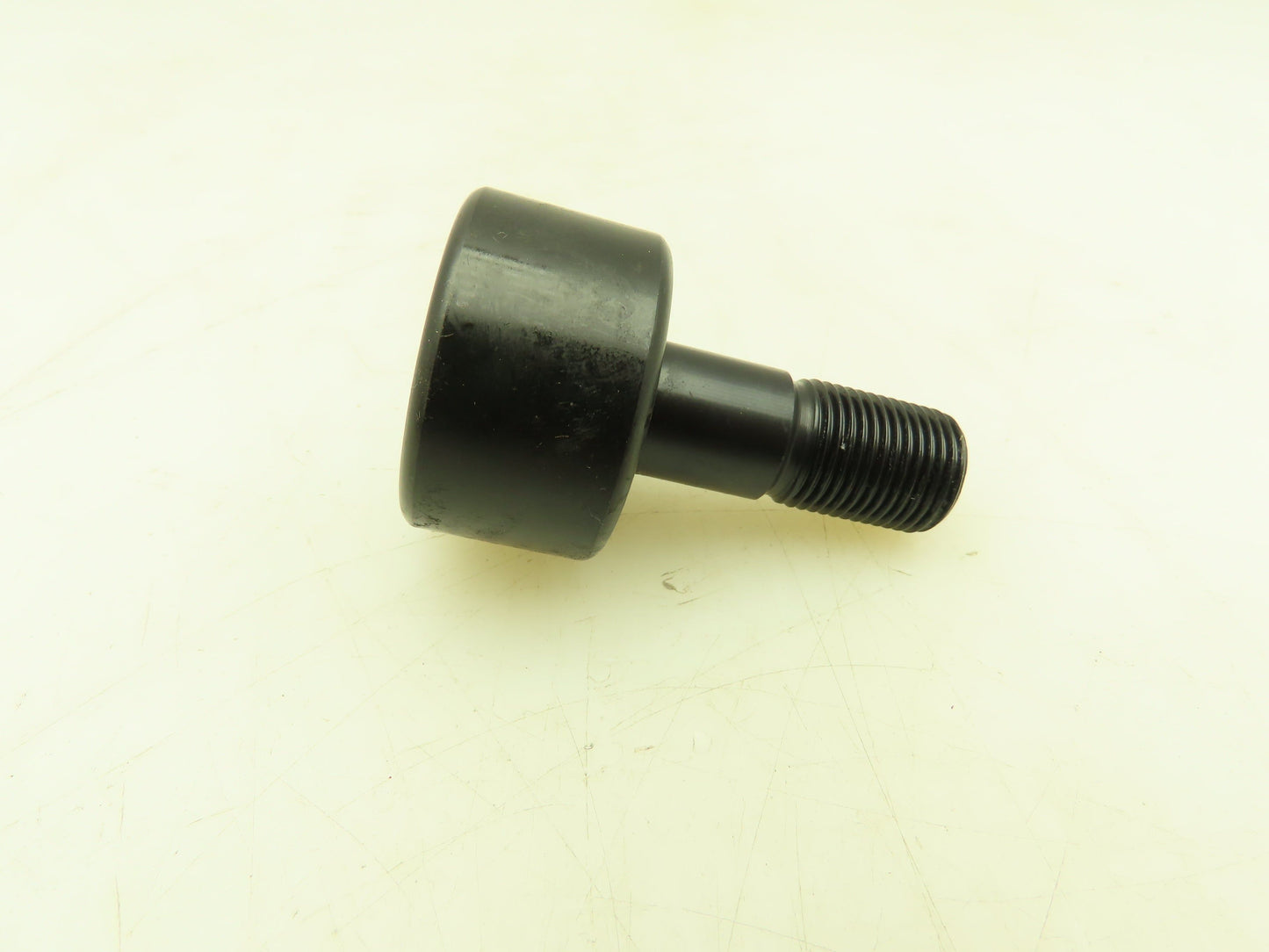McGill CFD 1 1/2 Cam Follower Bearing 1-1/2" Roller 5/8" Stud