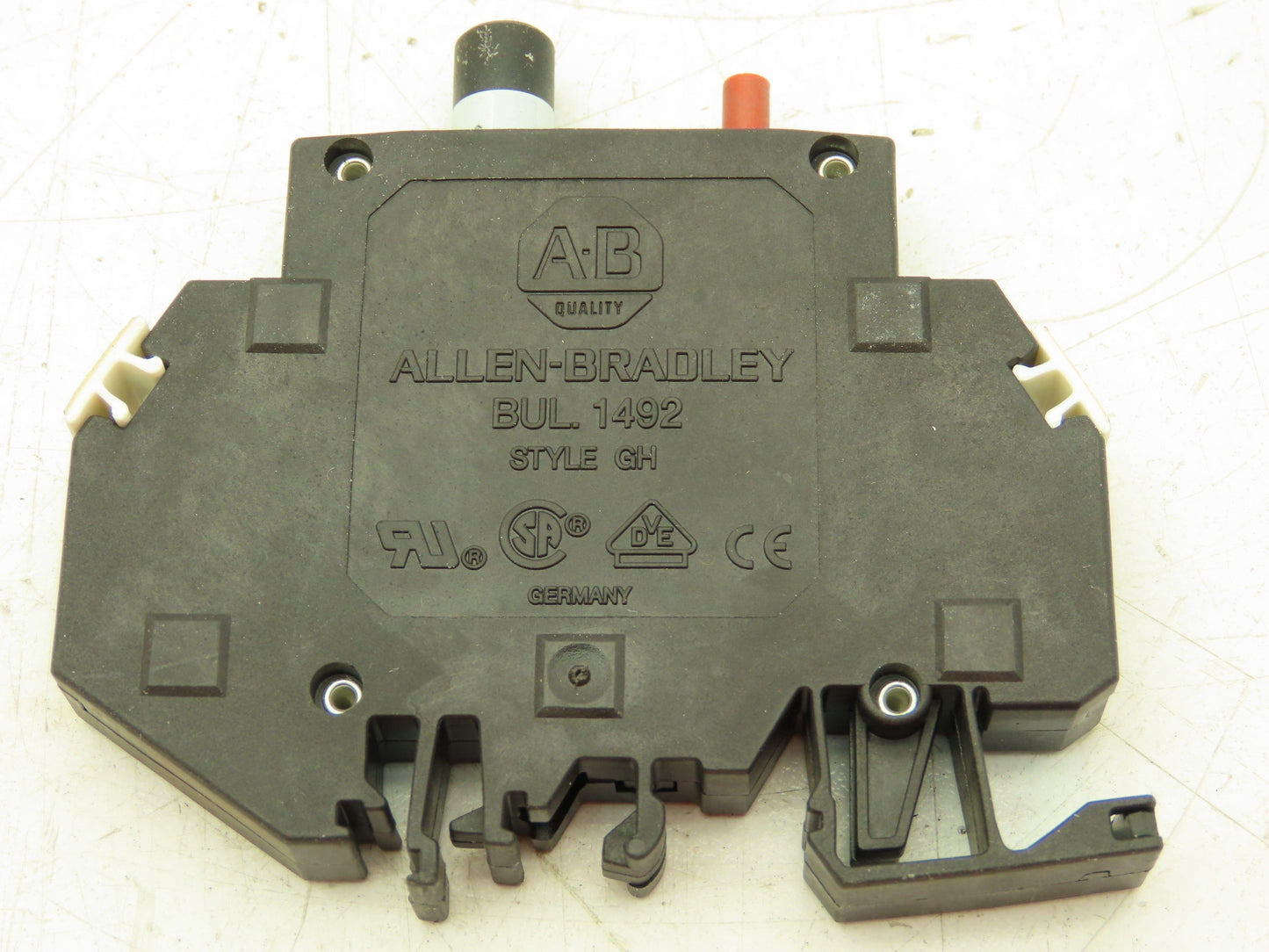 Allen Bradley 1492-GH015 Din Rail 1.5A Circuit Breaker Ser B 250V Lot of 57