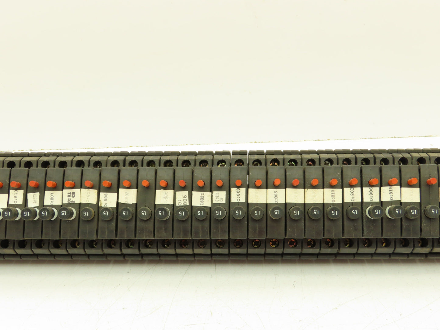 Allen Bradley 1492-GH015 Din Rail 1.5A Circuit Breaker Ser B 250V Lot of 69