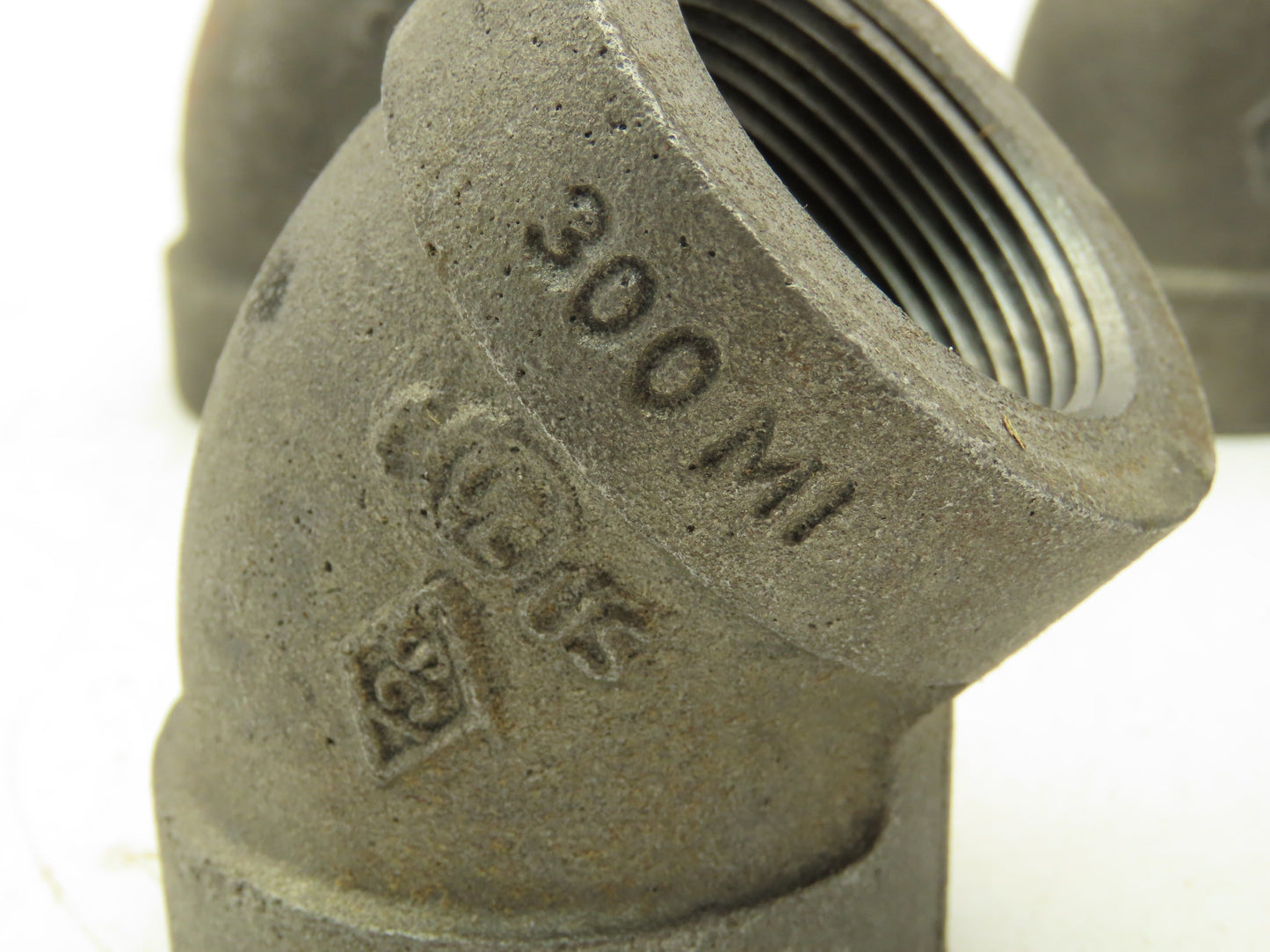 Class 300 Malleable Iron Black Pipe 45° Elbow 1-1/4" Female NPT Lot of 8