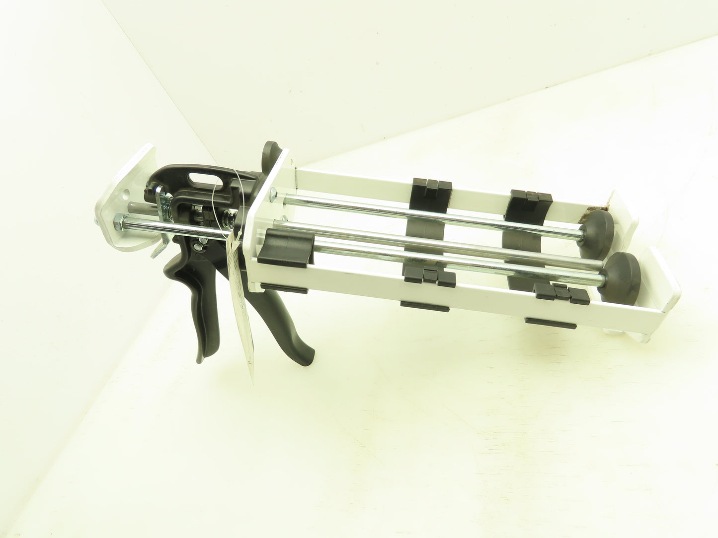 Granger 5UXR2 Manual Dispensing Cartridge Gun Dual Cartridge Epoxy 300/300ml