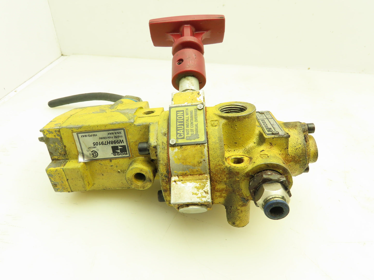 Ross Y2773A4082 Pneumatic Solenoid LOX Lock-Out Control Valve 3/2-Pos 120V 1/2"