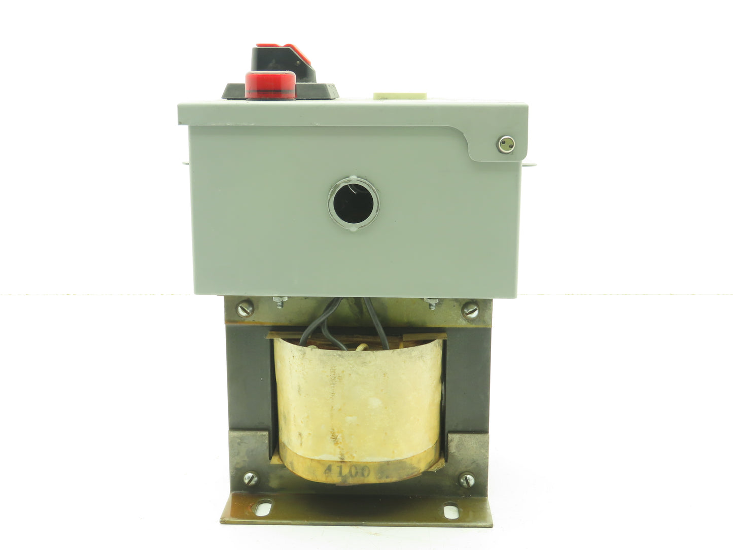 Daykin OMDGTA-03 Step-Down Transformer 1500VA 480V To 120V GFI Outlet Disconnect