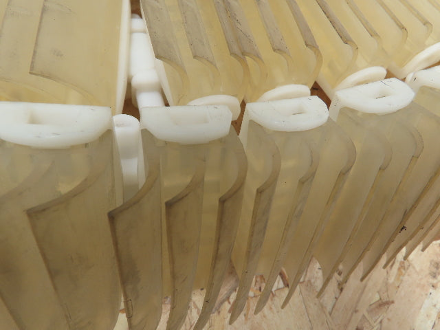 POM Side-Flexing Plastic Rubber Top Conveyor Chain 3" x 30'