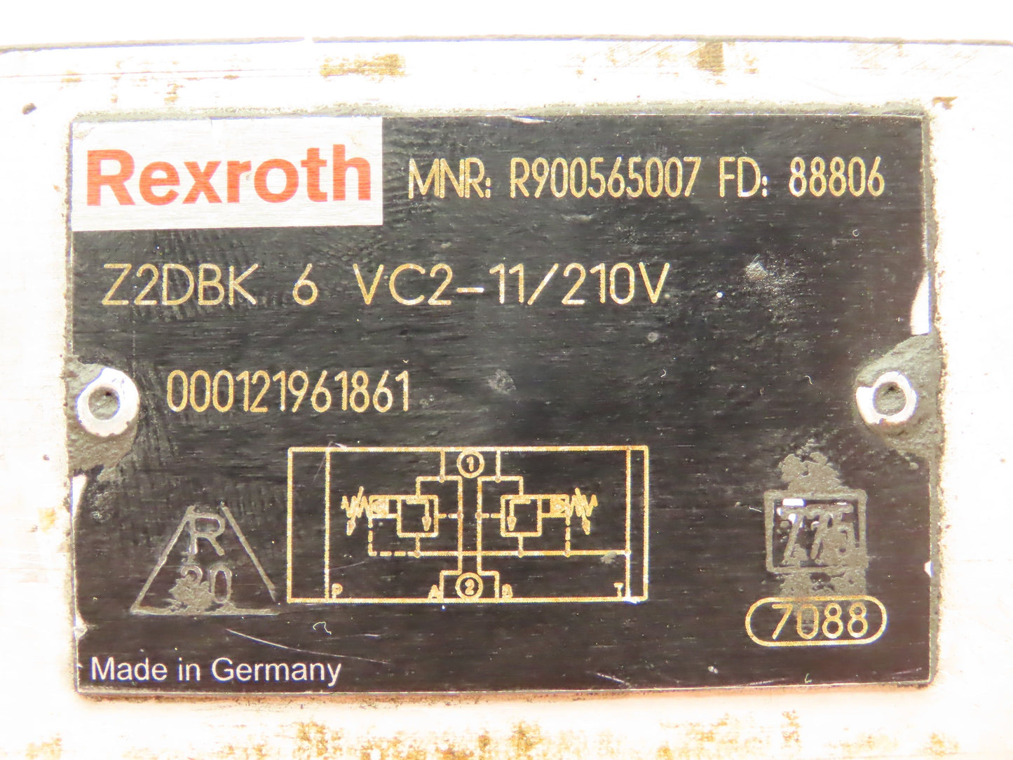 Rexroth Z2DBK 6 VC2-11/210V Hydraulic Pressure Relief Valve Sandwich Plate