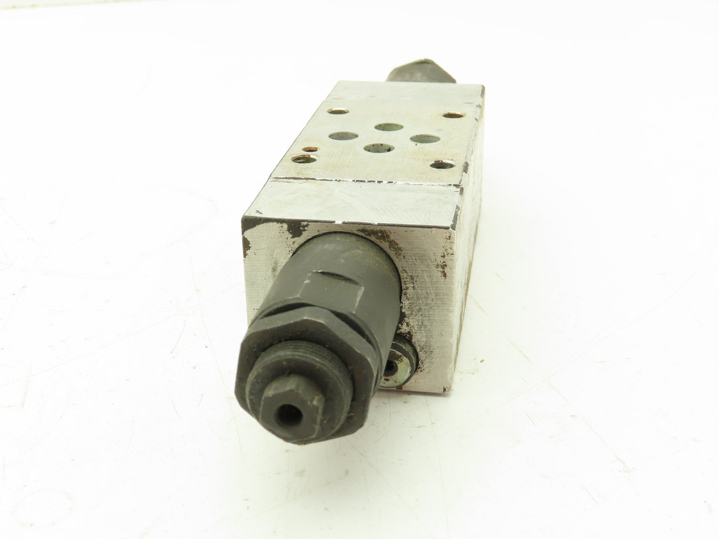 Rexroth Z2DBK 6 VC2-11/210V Hydraulic Pressure Relief Valve Sandwich Plate