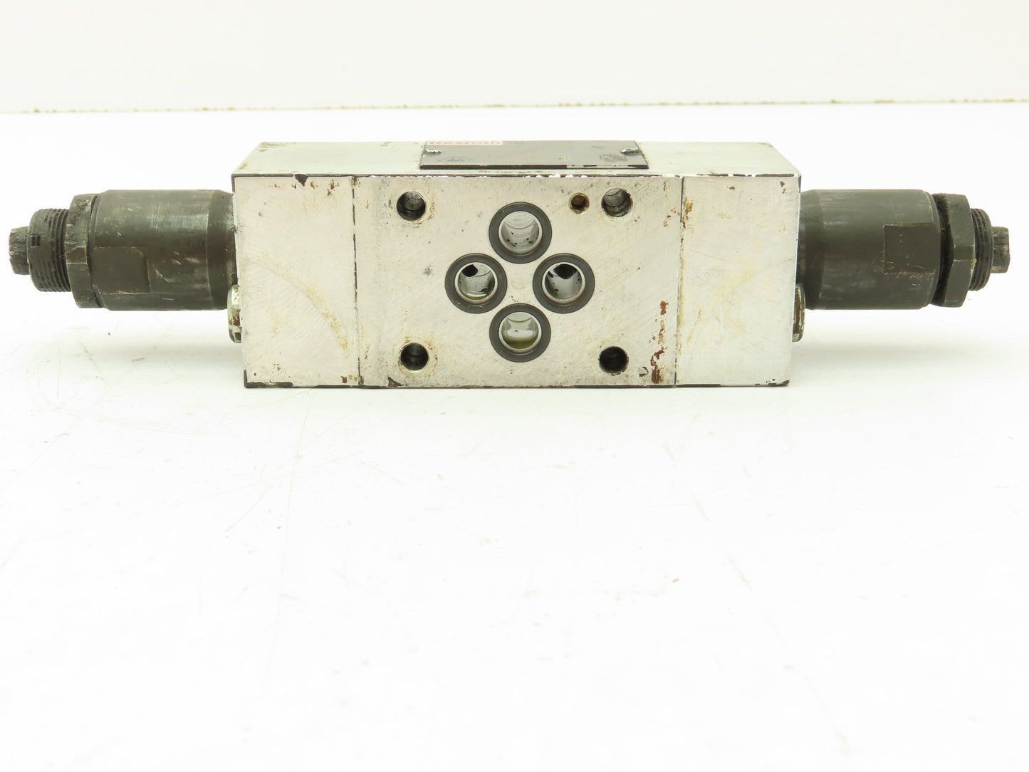 Rexroth Z2DBK 6 VC2-11/210V Hydraulic Pressure Relief Valve Sandwich Plate
