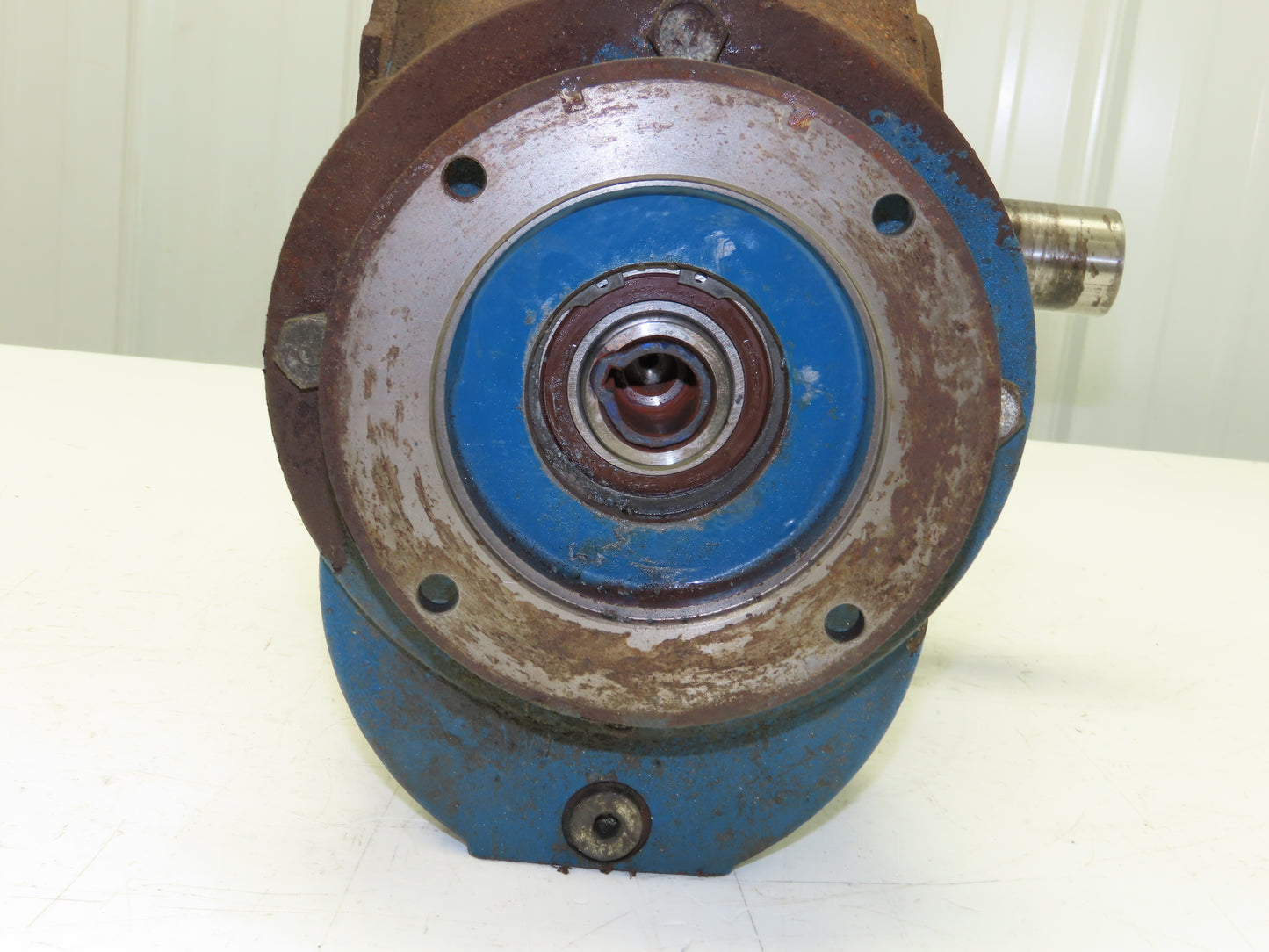 Radicon C072145.BABR1 Helical Worm Gearbox 45:1 Reducer 39 RPM 182/184T RH